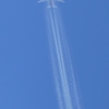 飛行機雲を出して・・・