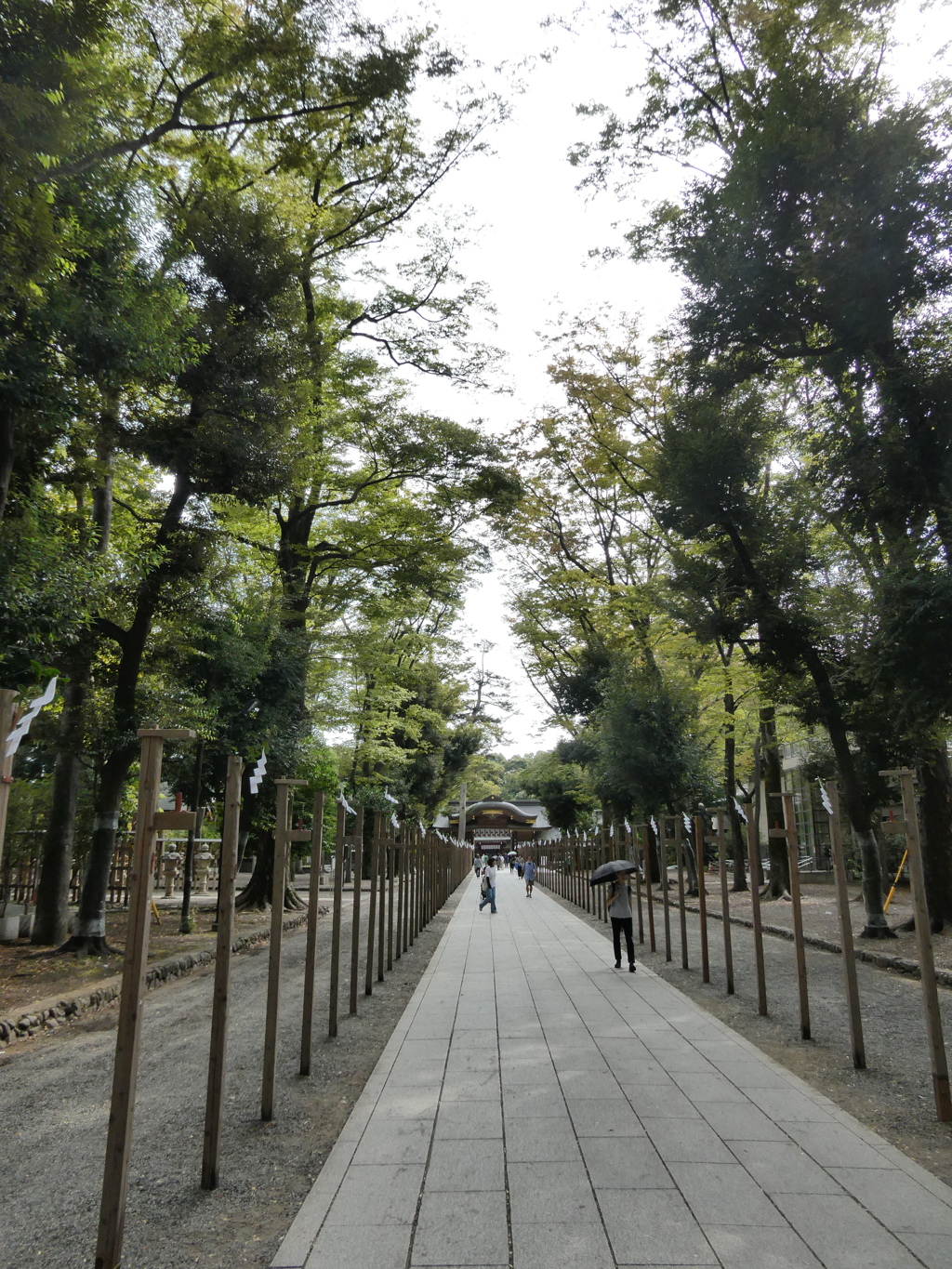 祭礼の準備中？