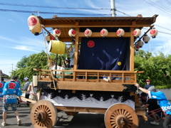 山車の横姿