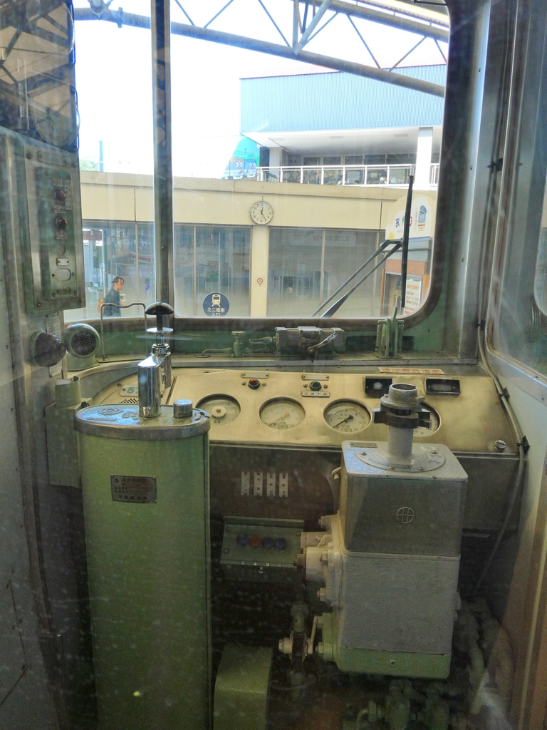 京王5000系運転台