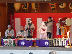 高萩囃子保存会の演舞