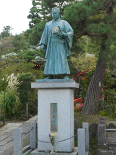 土方歳三像