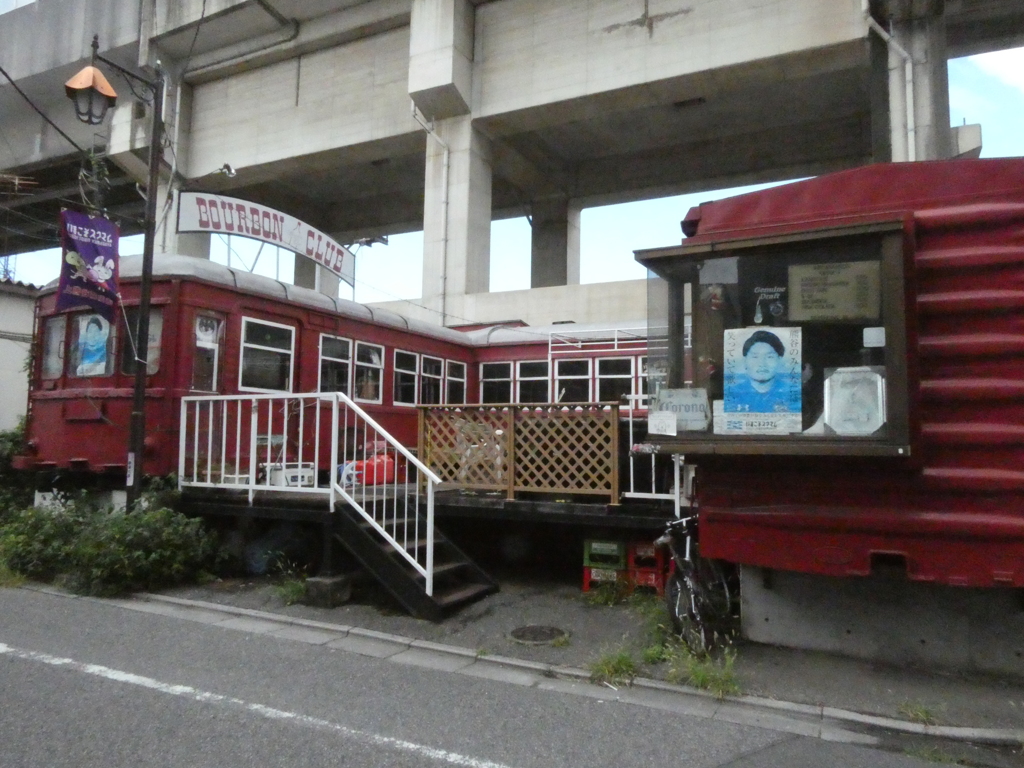 電車からレストランに・・・