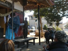 まだまだ撒くよ～