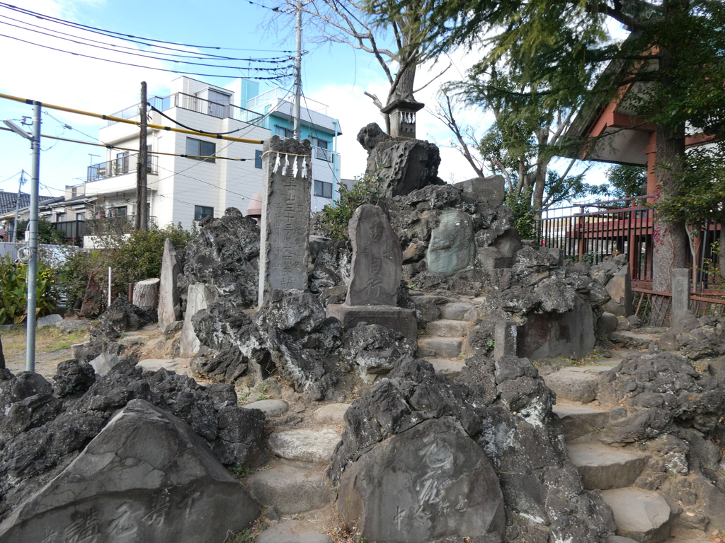 千住川田浅間神社冨士塚(2)