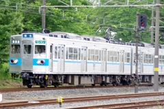 5000系通過！