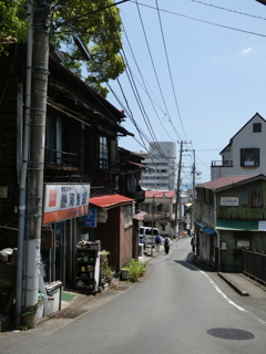 レトロな坂道