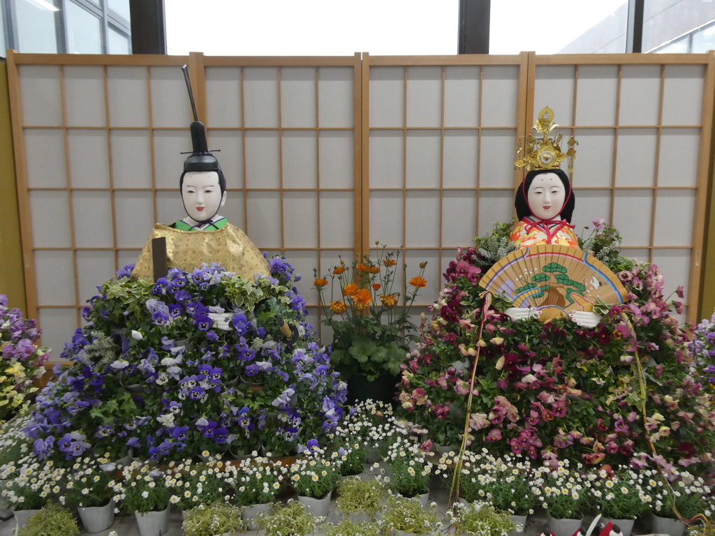 花で親王飾り