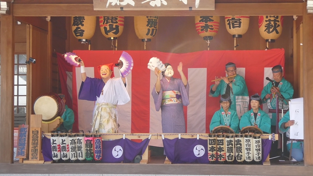 武蔵台囃子連の演舞