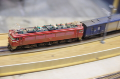 EF70牽引荷物列車