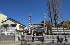 池袋御嶽神社(ほぼ全景)