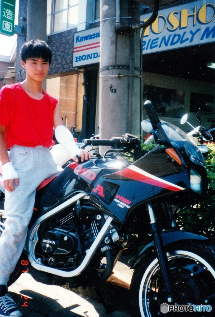 1987年 VT-250F (II型)