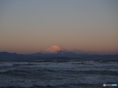 朝焼けの富士山...江ノ島にて