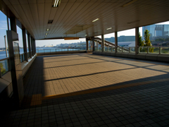 青海駅