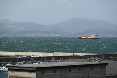 強風オイルタンカー船