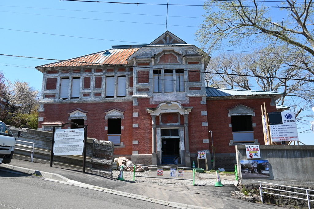 改装中も貴重な風景