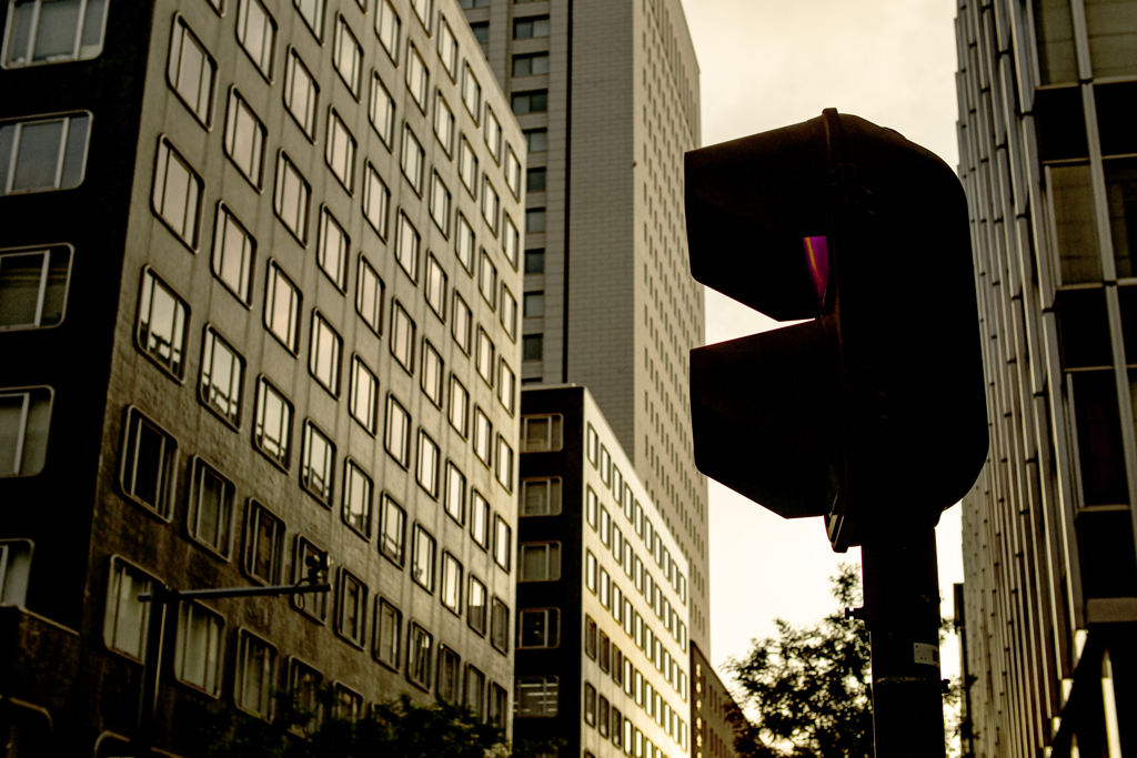 不思議な世界３