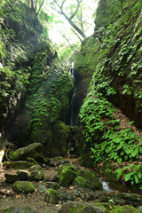 渓谷3