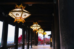 早朝の清水寺