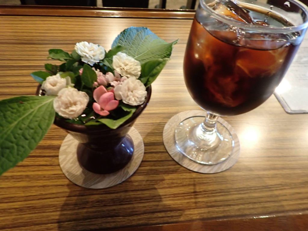 カフェにて