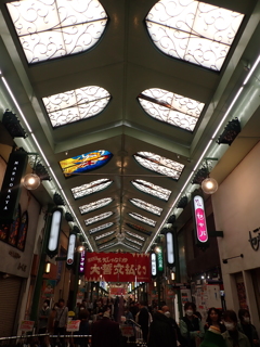 繁華街売り出し