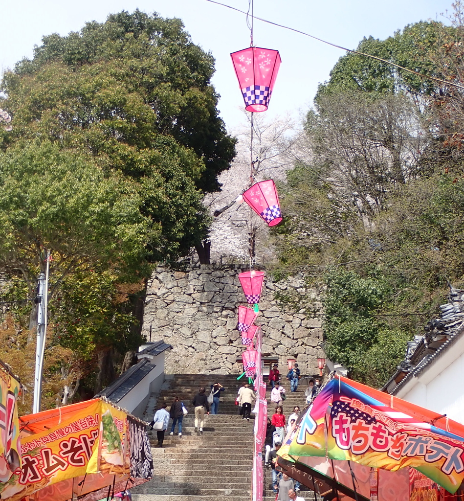 鶴山公園（岡山県津山市）入口