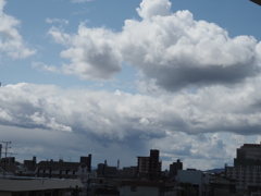 今日の空
