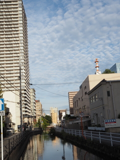 ビル・空・用水路