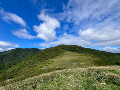 山形県　県南自然公園碑