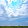 空の向こうには