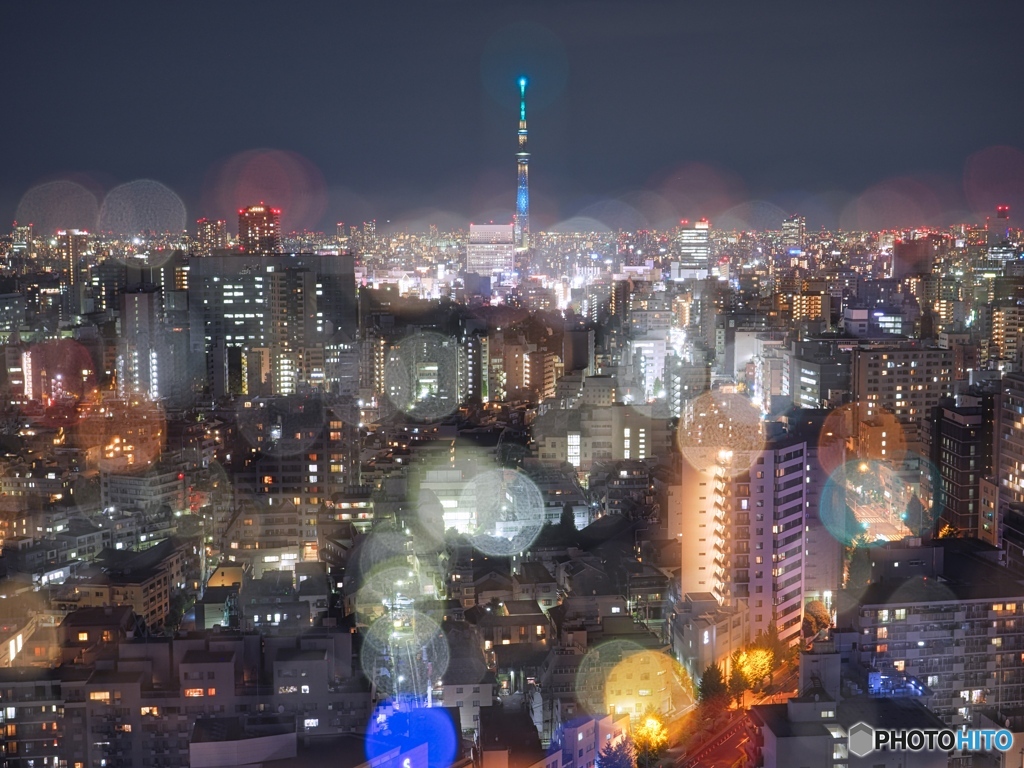 煌めく東京の夜