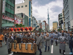 祭囃子とスカイツリー