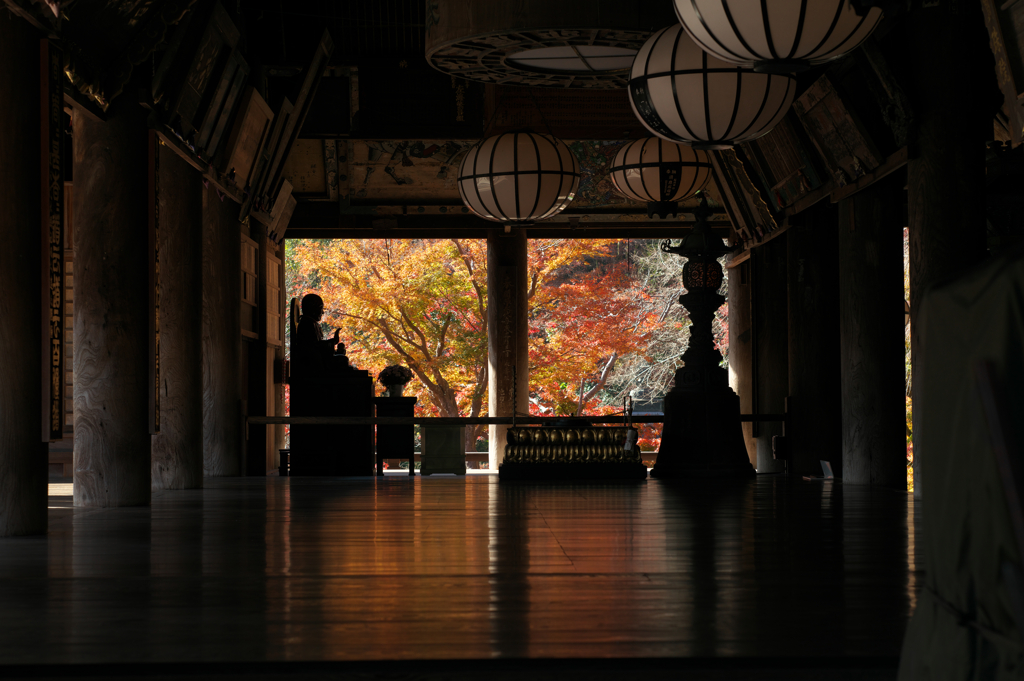 床紅葉の輝き
