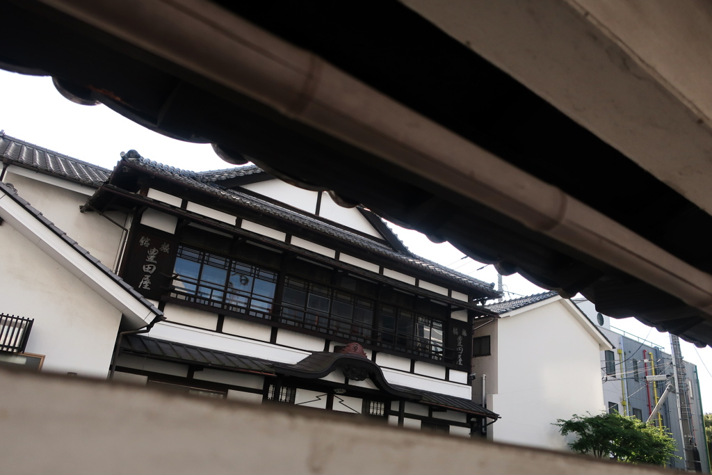 旅館