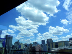 池袋の空
