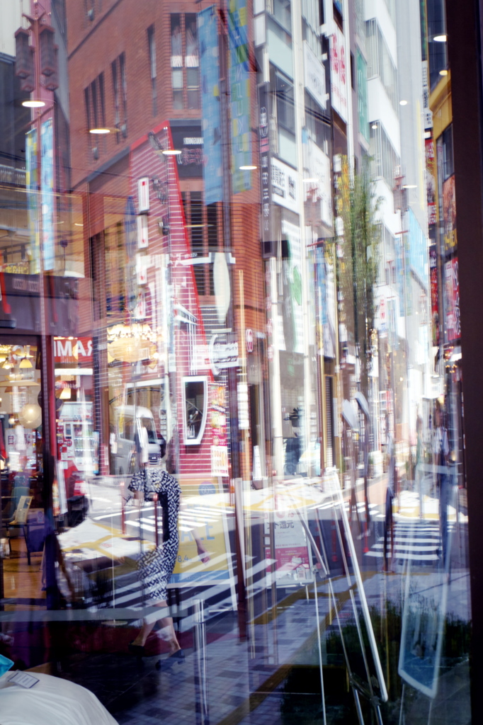 新宿東口