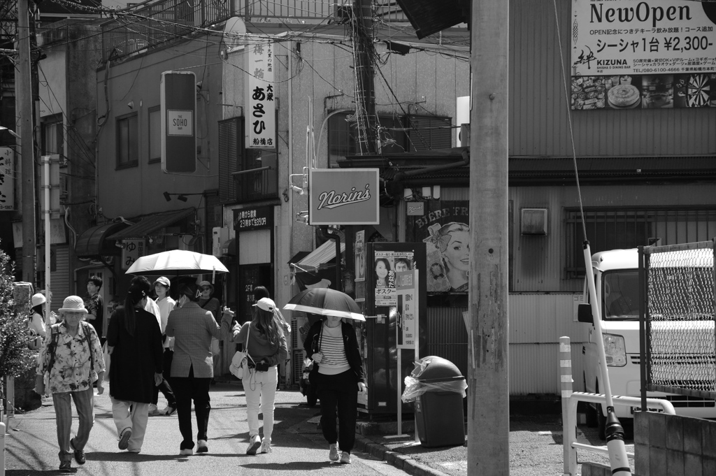 10時から営業