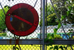 プール駐車禁止