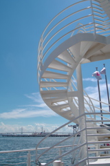 横浜ぷかりさん橋から