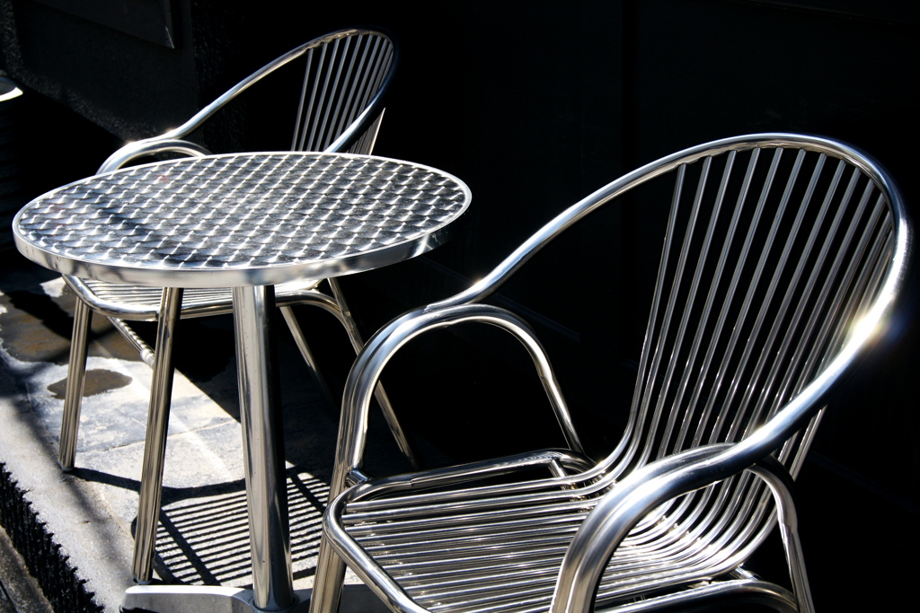 SILVER CHAIR