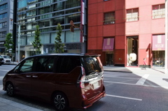 銀座のレンガ色