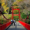 赤い吊り橋