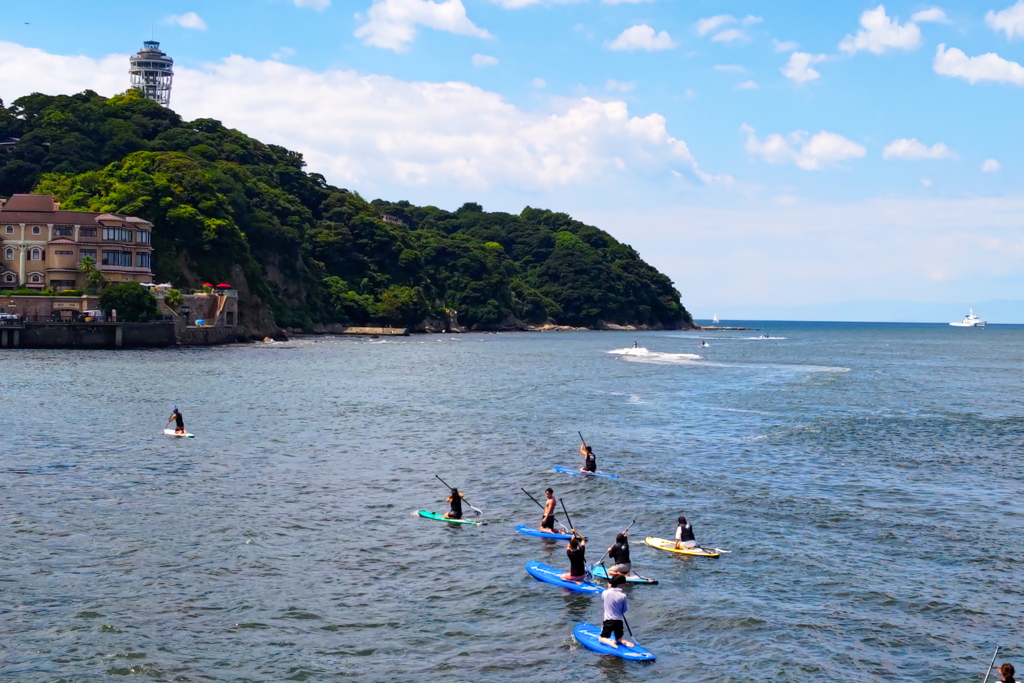 江の島の海