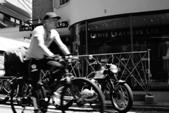 自転車とバイク 自転車とバイク