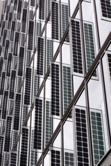 ソーラーパネル窓