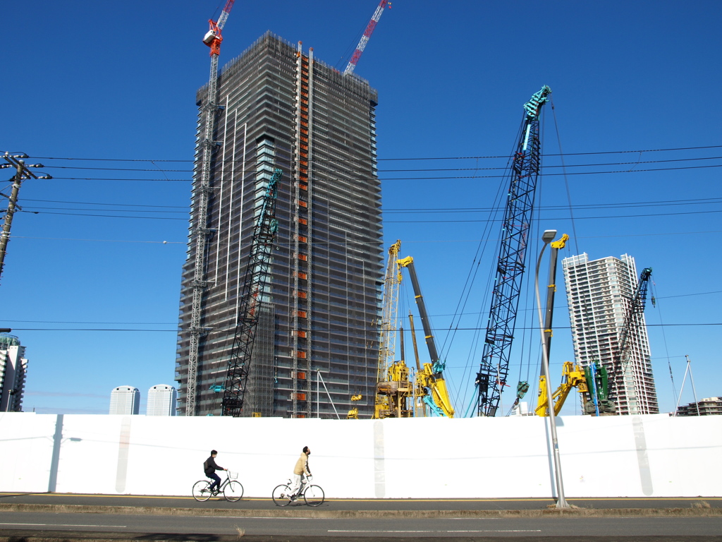 マンション建設中