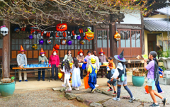 お寺でハロウィン