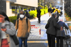 手