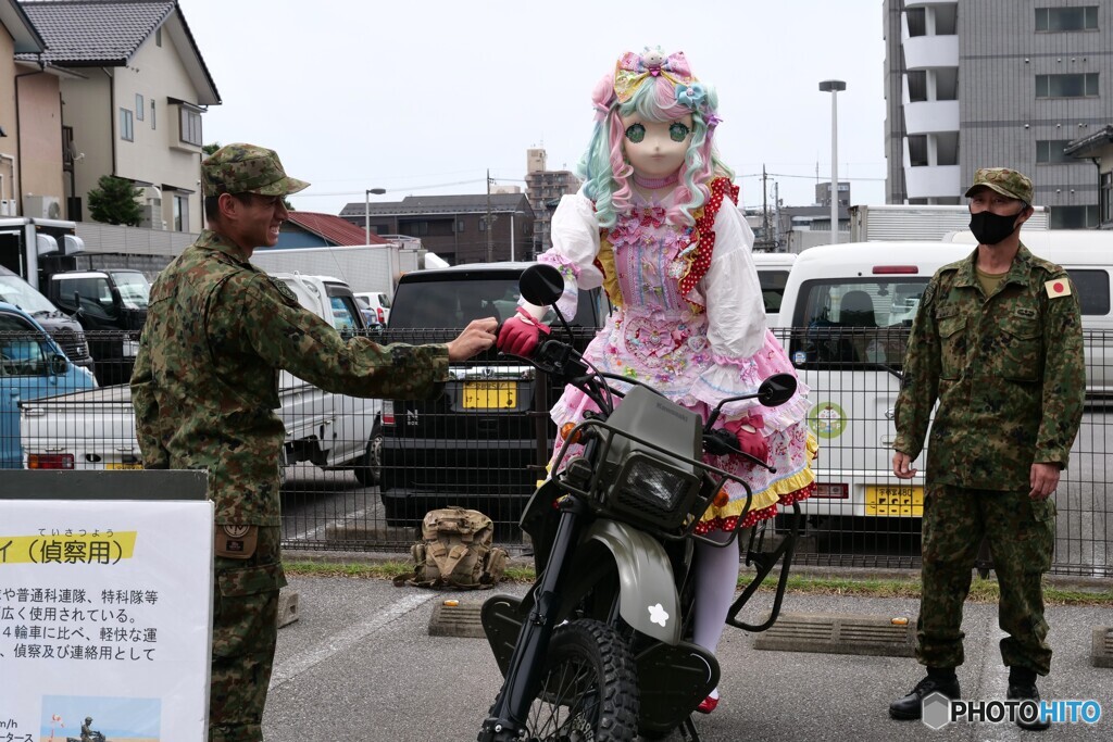 少女とオートバイ