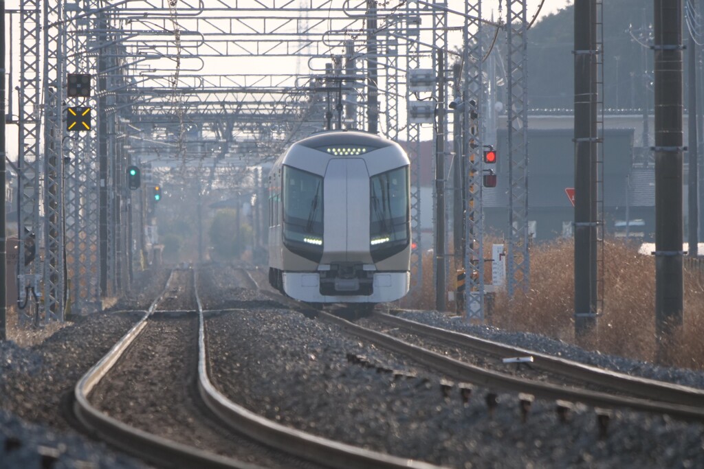 鉄路を眺めていた午後